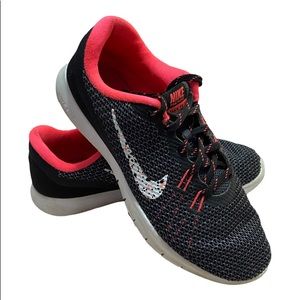 Womens Nike Flex Training Shoes